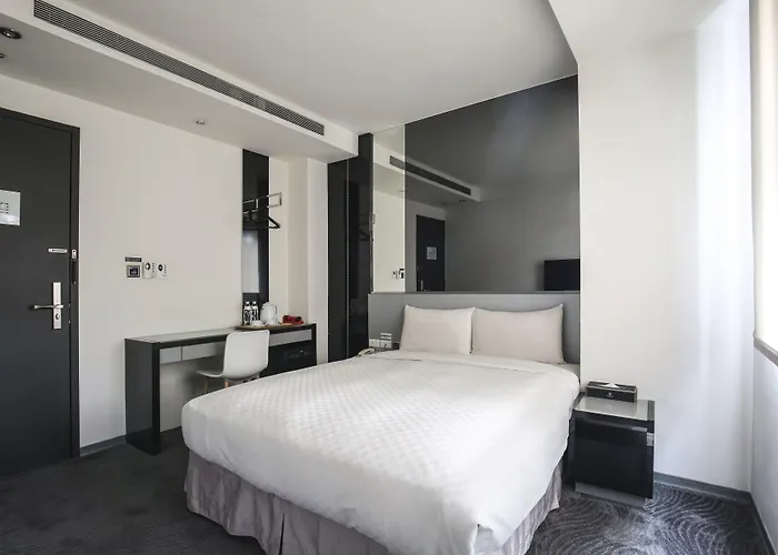 Cityinn Hotel Plus - Taichung Station Branch