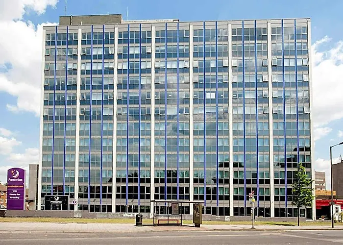 Premier Inn London Hendon - The Hyde
