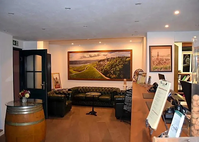 Weinhotel Des Riesling Zum Gruenen Kranz