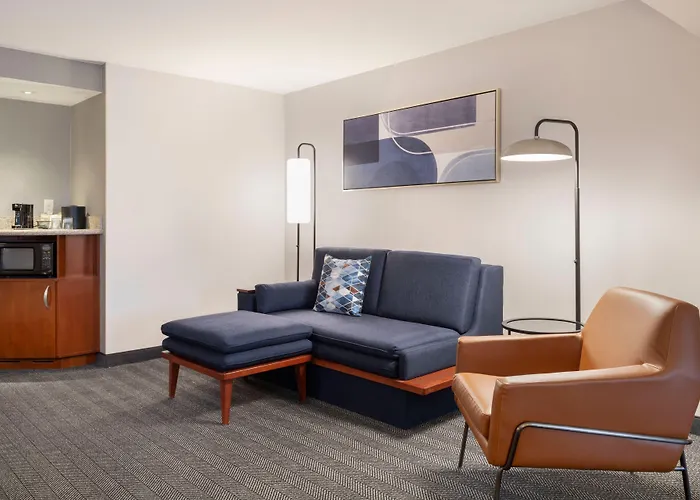 Courtyard By Marriott Columbus New Albany