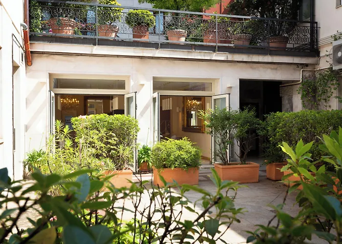 La Castellana Loft Hotel