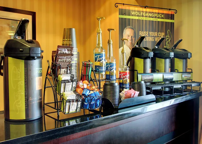 Cobblestone Inn & Suites - Carrington