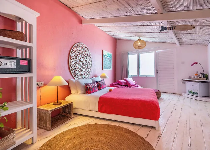 Pinkcoco Uluwatu - Constant Surprises & For Cool Adults Only