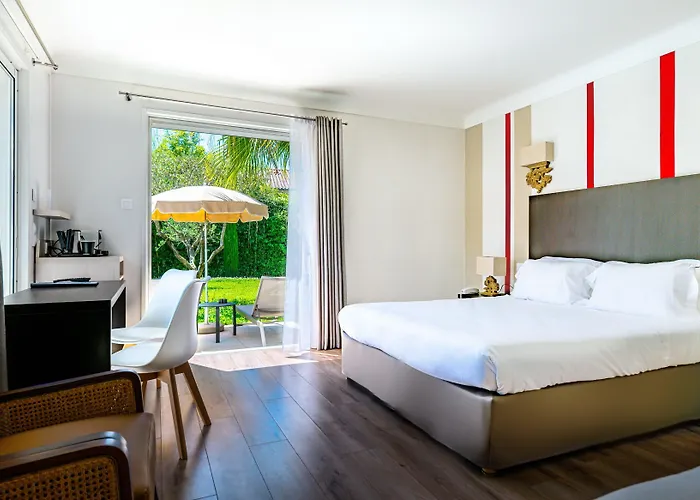 Hôtel Villa Sophia - ADULTS ONLY JULY AND AUGUST