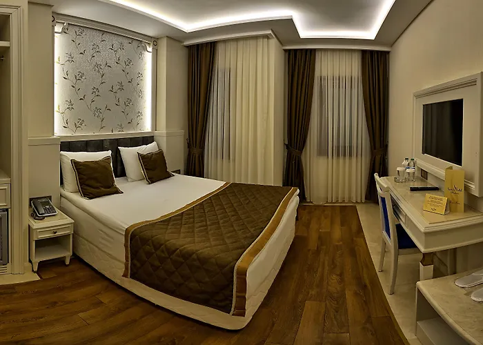 Samir Deluxe Hotel