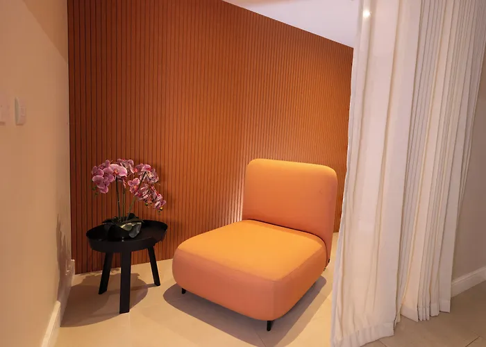 Holiday Inn Express Windsor By Ihg