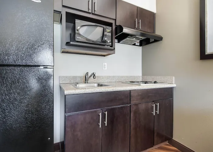 La Quinta By Wyndham Auburn