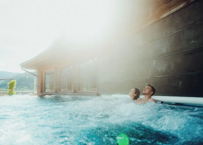 Holzhotel Forsthofalm