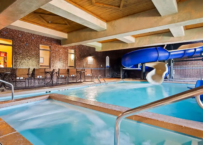 Best Western Plus Kc Speedway Inn & Suites