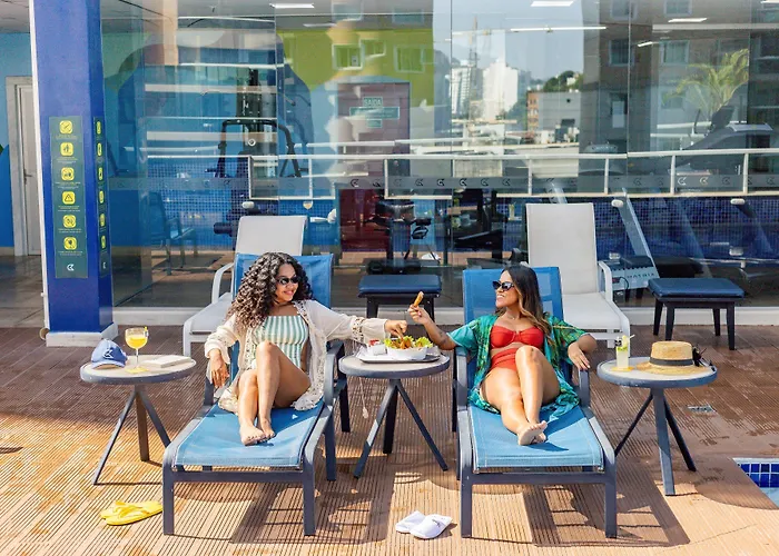 Golden Tulip Porto Vitoria