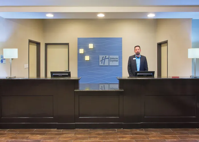 Holiday Inn Express Hotel & Suites Alvarado By Ihg
