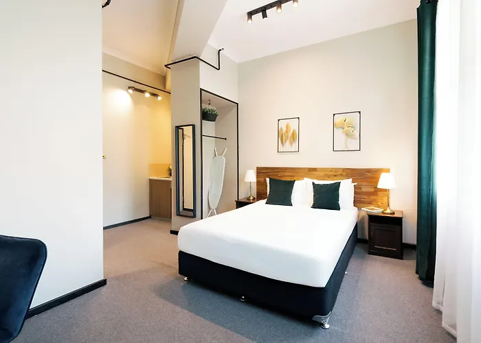 City Budget Hotel