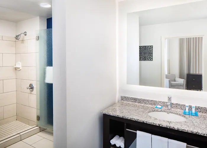 Hyatt House Charlotte Center City