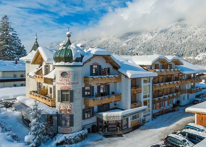 Staudacherhof in Garmisch-Partenkirchen I Blick aufs Zugspitzmassiv I einzigartige Bayurvida Küche