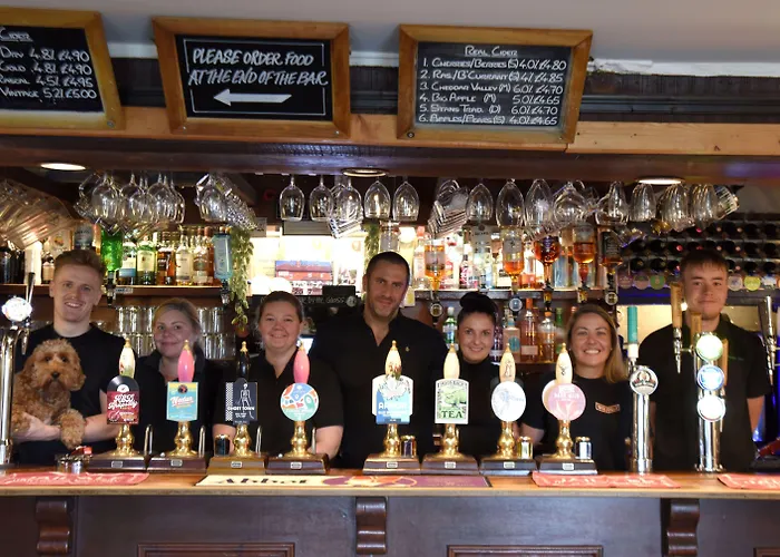 Crossways Inn