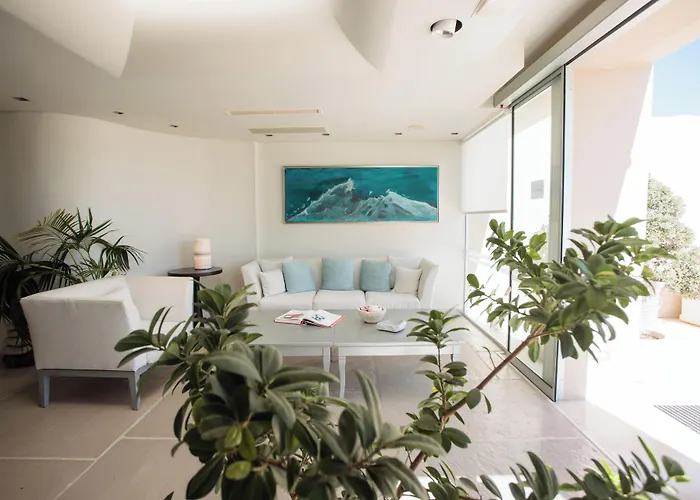 Kouros Art Hotel - Designed For Adults