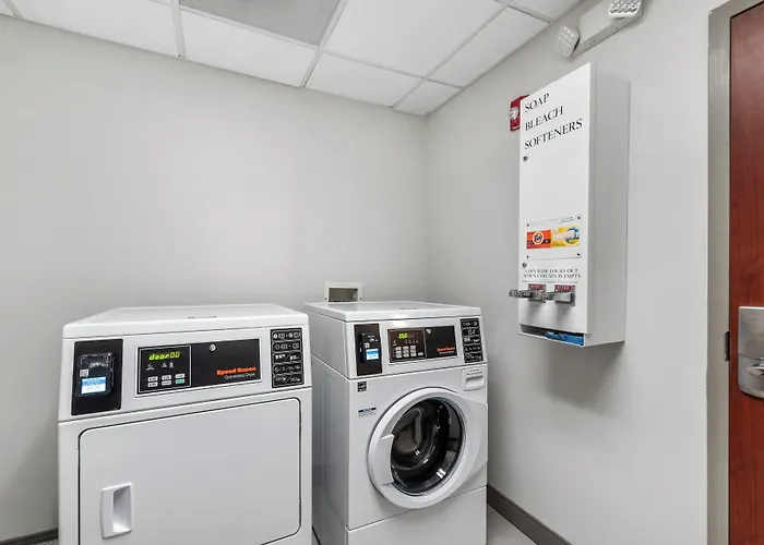 Holiday Inn Express & Suites Maumelle By Ihg