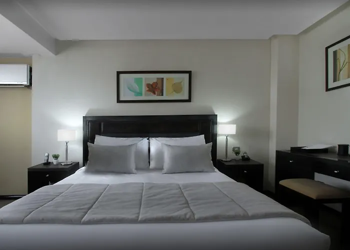 Hotel 8 De Octubre