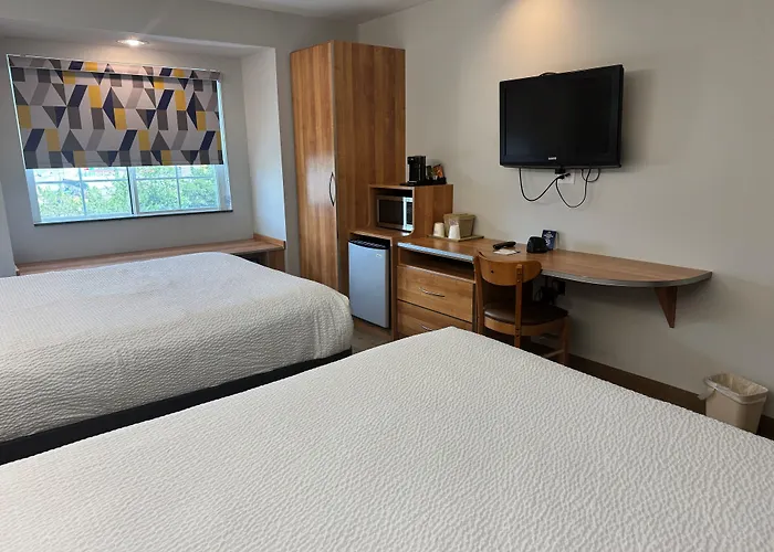 Microtel Inn & Suites By Wyndham Tuscumbia/Muscle Shoals