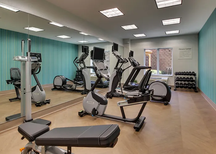 Holiday Inn Express & Suites Columbus - Ft Benning Maingate By Ihg