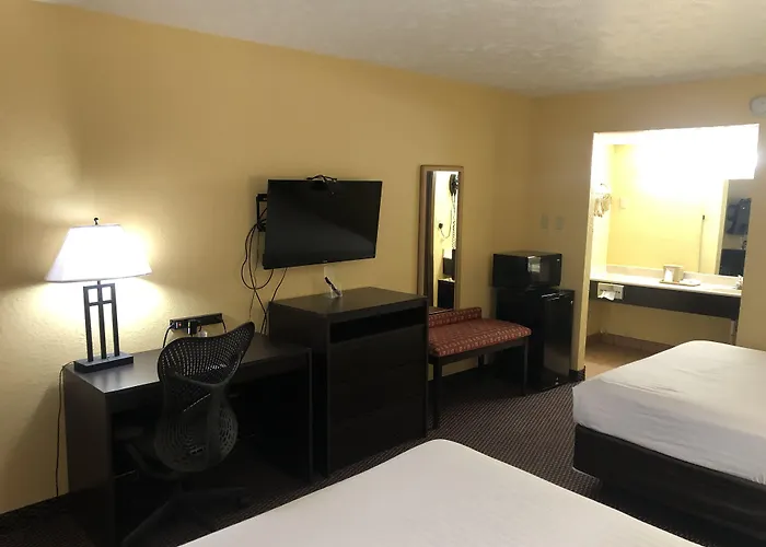 Nendels Inn & Suites Dodge City Airport