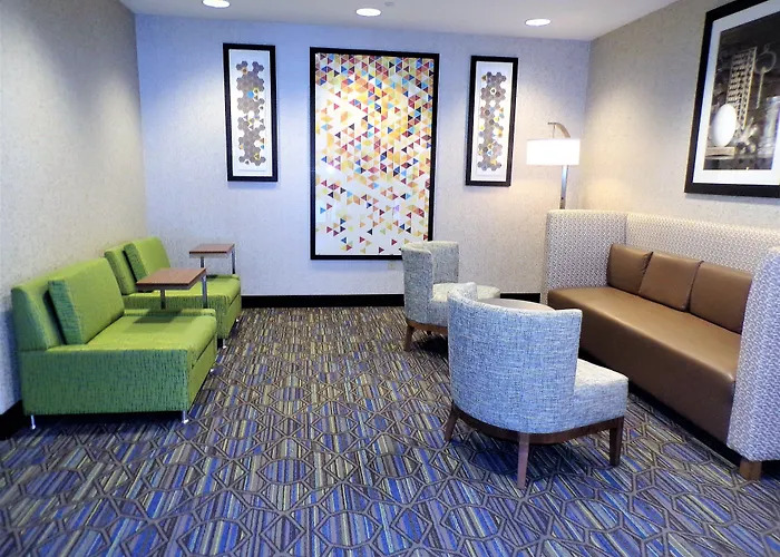 Holiday Inn Express Hotel & Suites Largo-Clearwater By Ihg