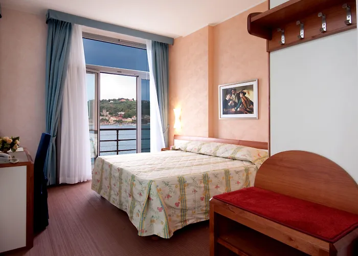 Hotel San Terenzo