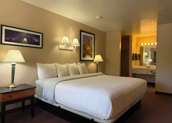 Cathedral Valley Inn
