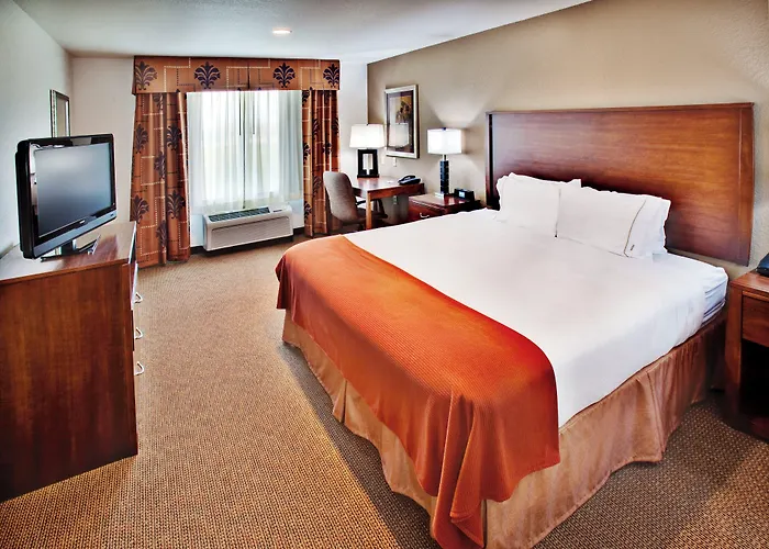 Holiday Inn Express Hotel & Suites - Dubuque West By Ihg