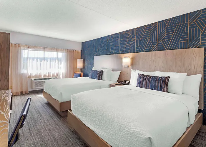 Best Western Plus Landmark Inn