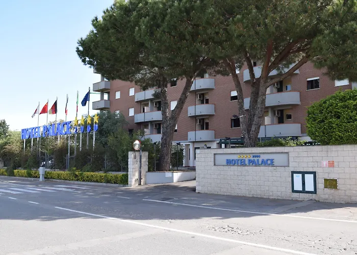 Hotel Palace 2000