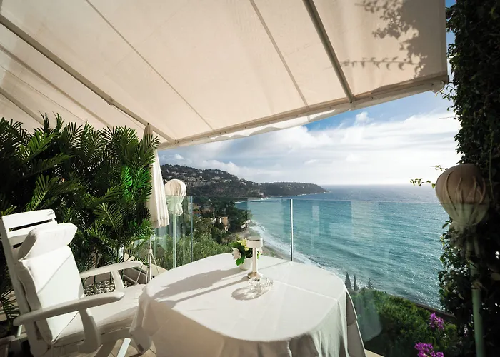 Hotel Le Roquebrune