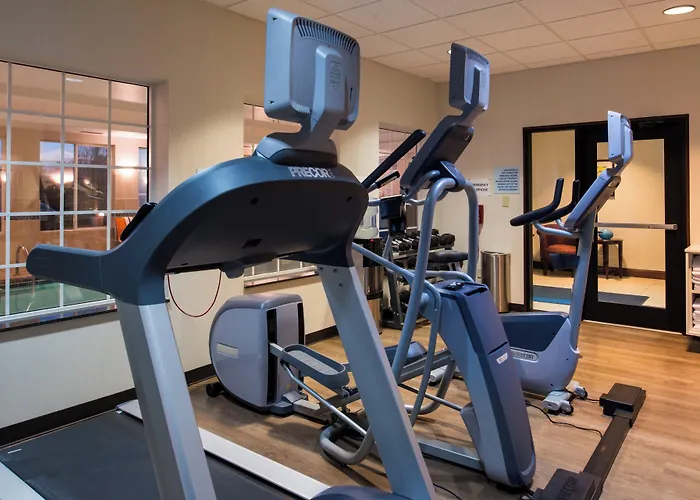Holiday Inn Express & Suites Pittsburg By Ihg