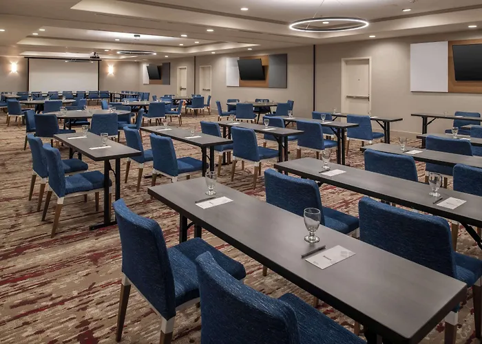 Hilton Garden Inn Fontana