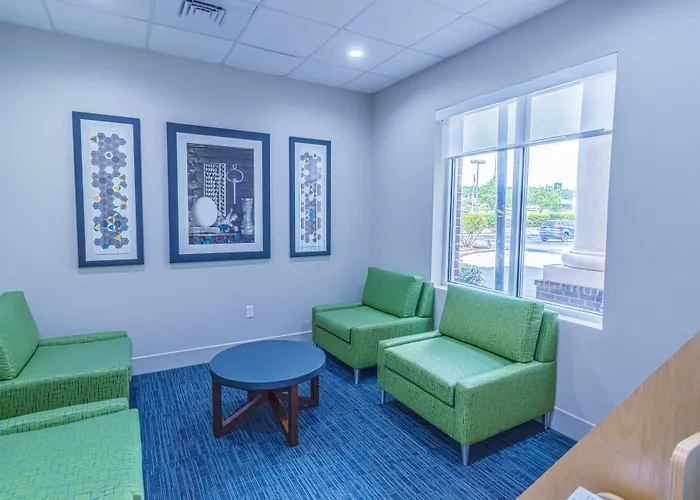 Holiday Inn Express Hotel & Suites Crestview South I-10 By Ihg