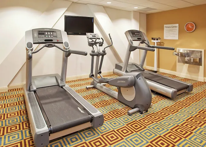 Holiday Inn Express Hotel & Suites Santa Cruz By Ihg