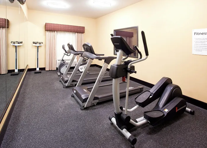 Holiday Inn Express & Suites Van Wert By Ihg
