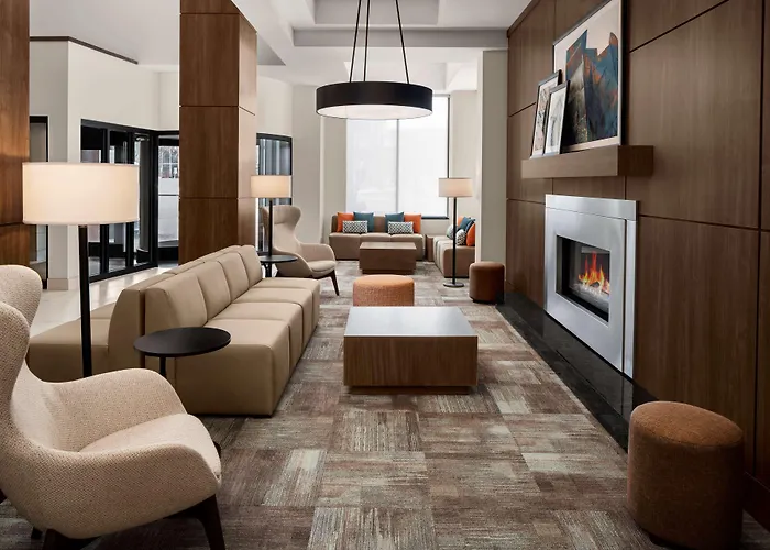 Hilton Garden Inn Minneapolis Downtown