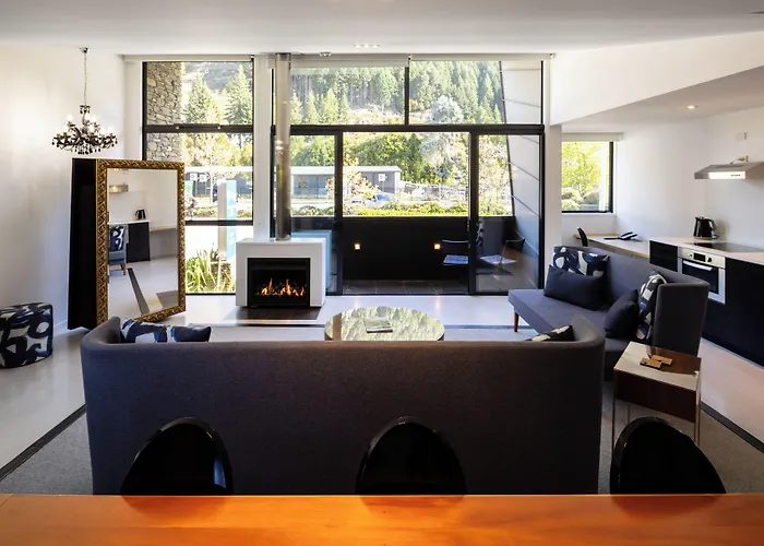 Queenstown Park Boutique Hotel