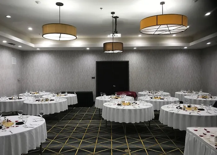 Holiday Inn & Suites Mckinney - N Allen By Ihg