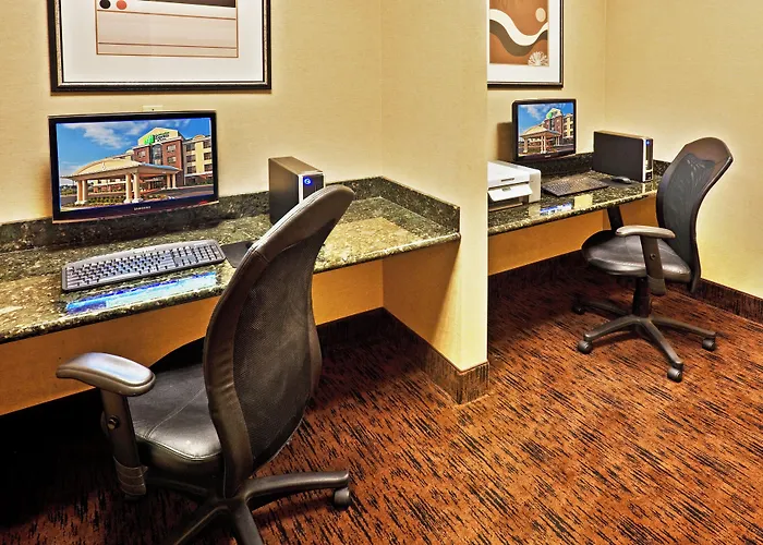 Holiday Inn Express Hotel & Suites Bartlesville By Ihg