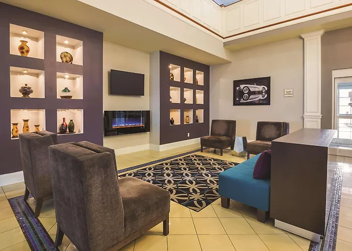 La Quinta By Wyndham Bowling Green