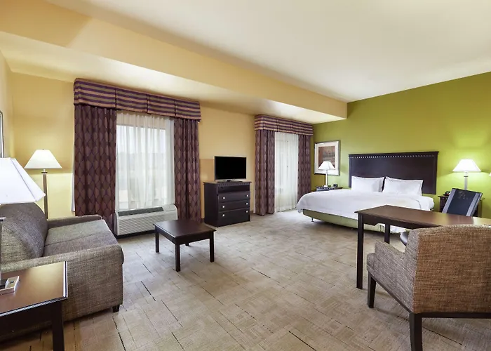 Hampton Inn & Suites Owasso