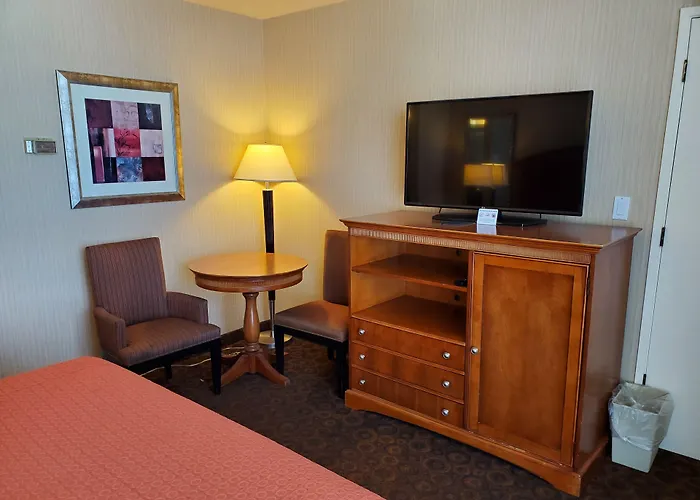 Royal Pacific Motor Inn