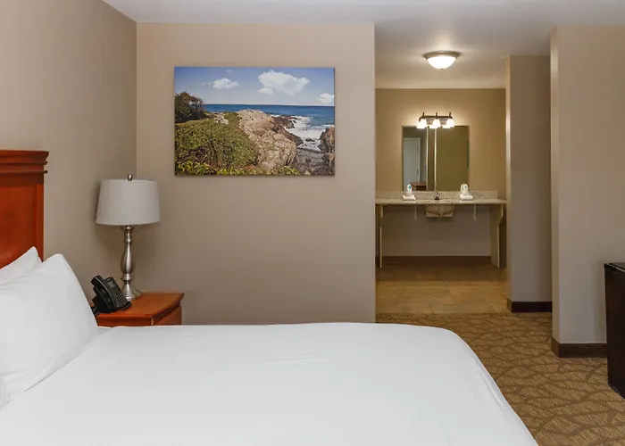 Admiral'S Inn Resort