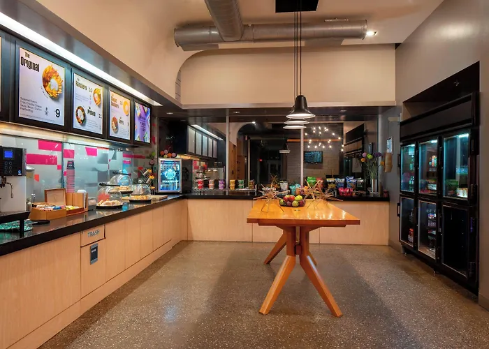 Aloft By Marriott Rogers-Bentonville