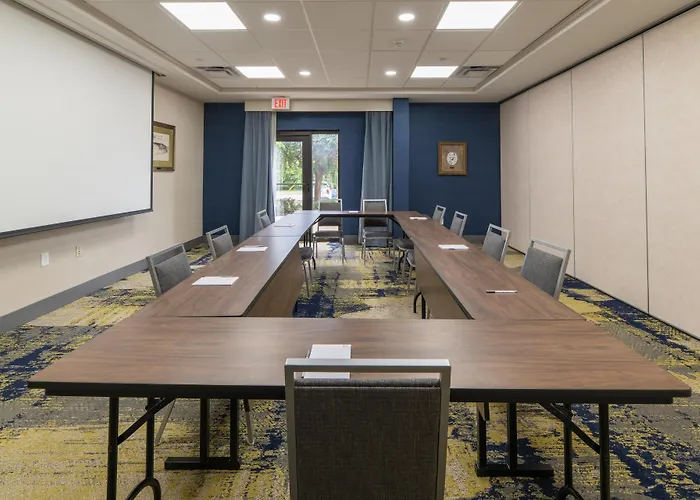 Hampton Inn & Suites-Florence Downtown