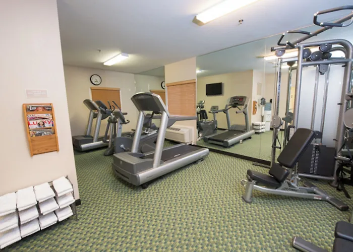 Candlewood Suites Bismarck