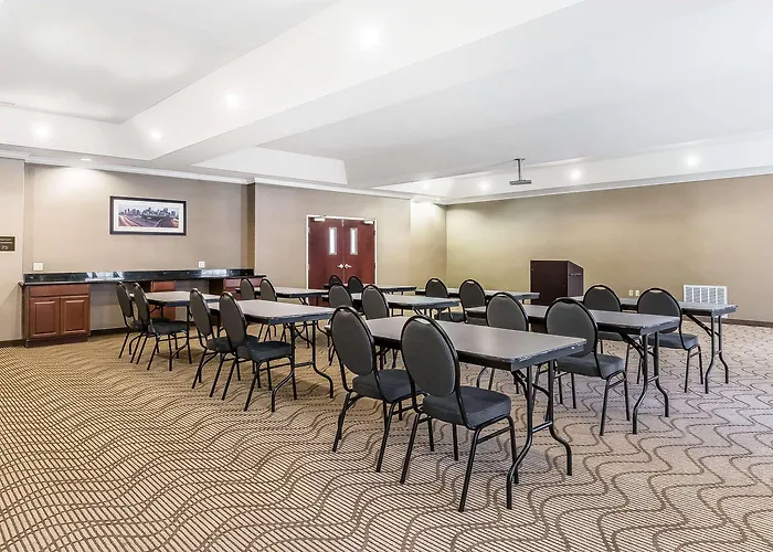 Comfort Suites Houston Iah Airport - Beltway 8