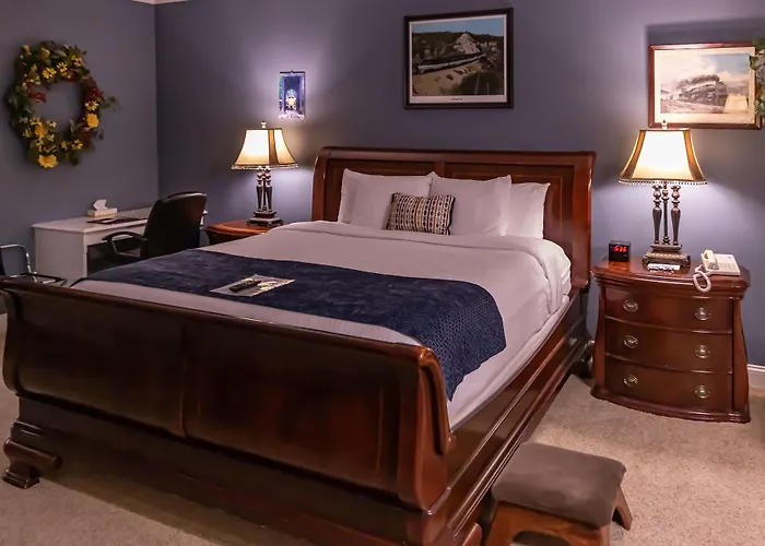 Depot Inn & Suites